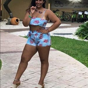 Two piece set plant design crop top and short